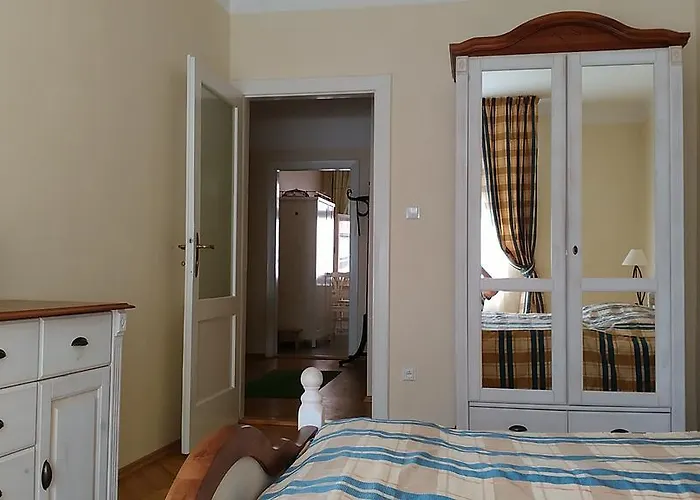 Halada House Apartman *