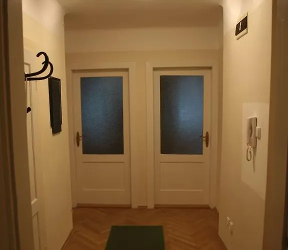 Halada House Apartman *