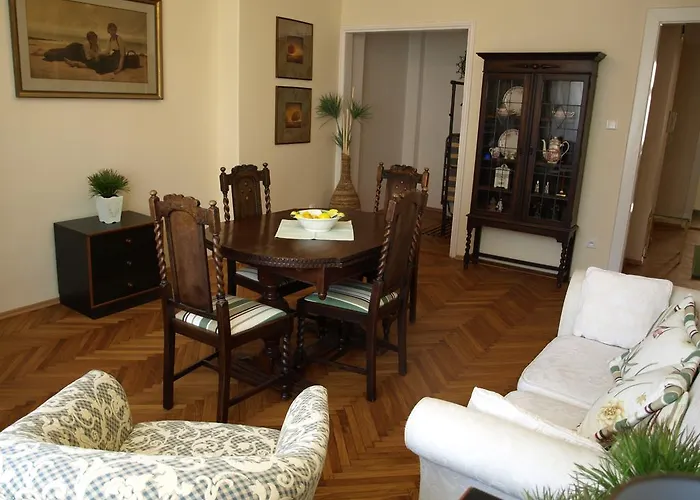 Halada House
