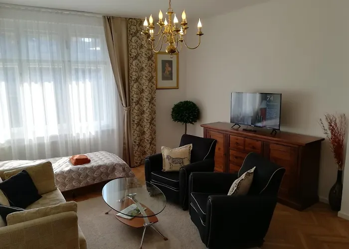 Apartman Halada House
