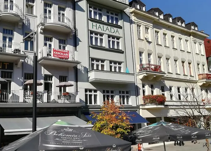 Halada House Apartman *
