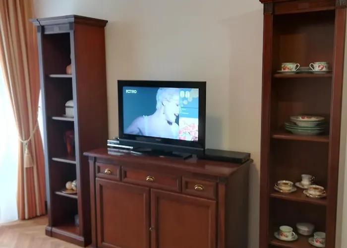 Apartman Halada House *
