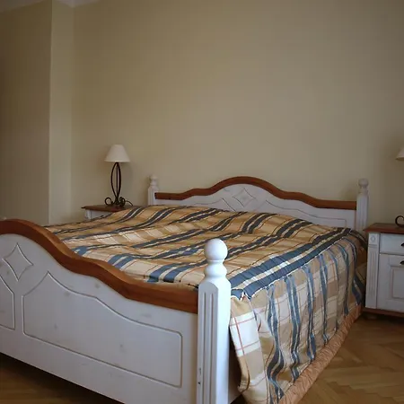 Halada House Apartament Karlowe Wary