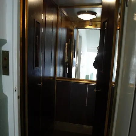 Apartament Halada House *