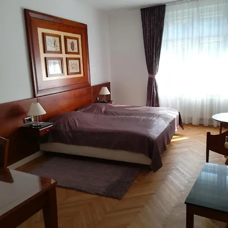 Lägenhet Halada House Karlovy Vary