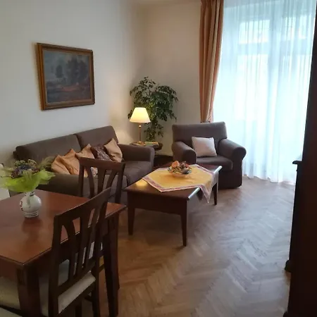Halada House Apartament *