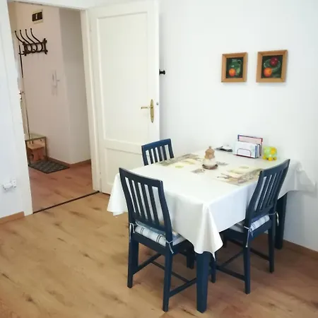 Halada House Apartament *